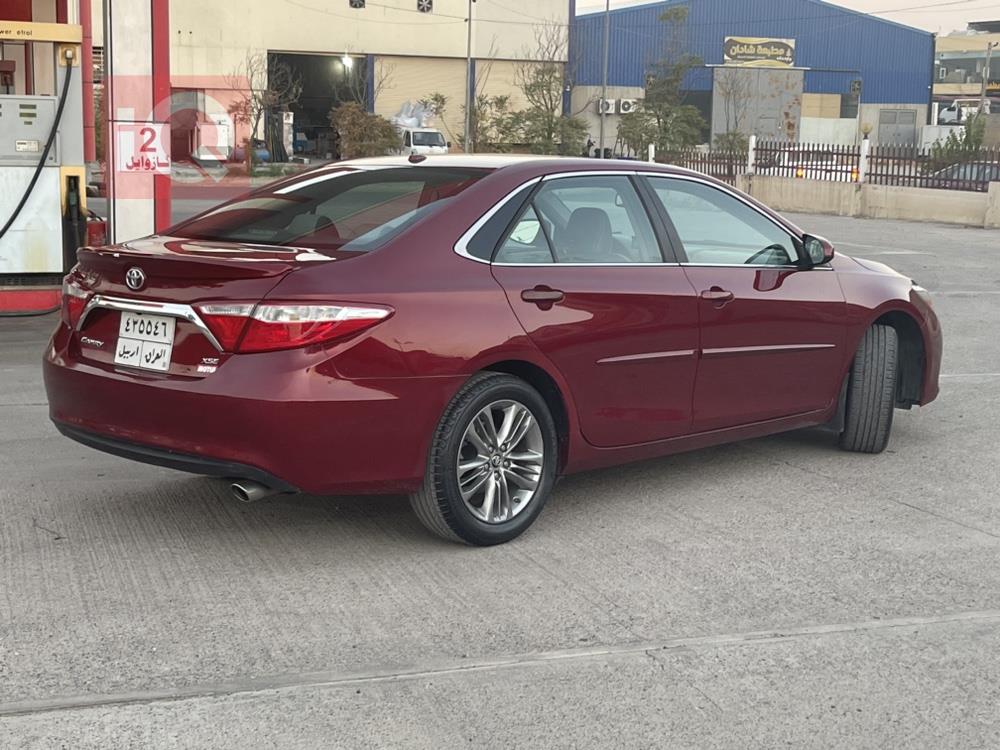 تۆیۆتا کامری